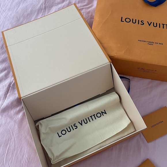 LOUIS VUITTON MINI SPRING BACKPACK - Picture 11 of 15